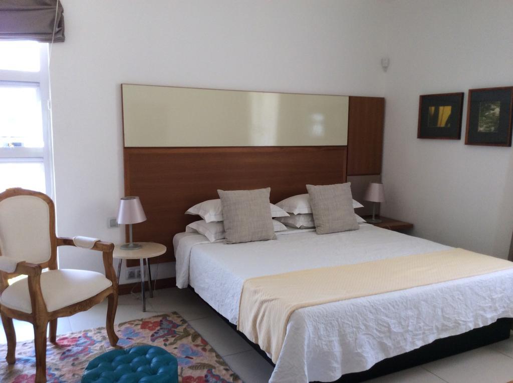 Roches Noires So Beach Villa In Situ חדר תמונה